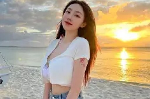 慈善男星不认私生子的内幕、哑女、丑董永、游泳大白鲨、456、嘴毒男网红、小作精、艳爱豆、坡姐