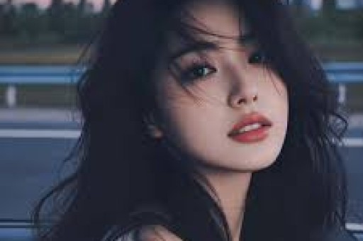 高迪自曝与大美的“网红恋曲”：酒店同房一幕、马赛克恋情与直播倦怠