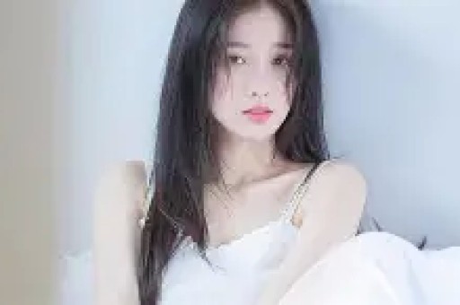 田一名与女生接吻