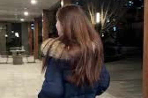 网红连麦直播间都市人当代故事会